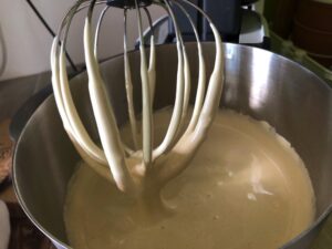 brownie koeken ei en suiker opkloppen