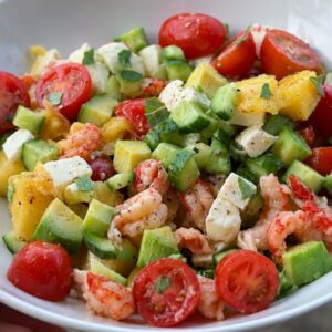 zomerse salade met rivierkreeftjes